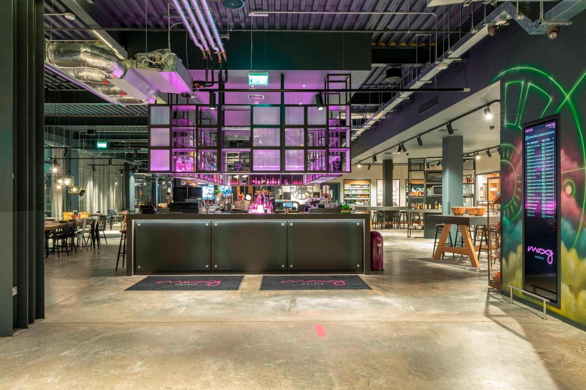 Moxy London Heathrow Airport Hotel Hounslow Luaran gambar