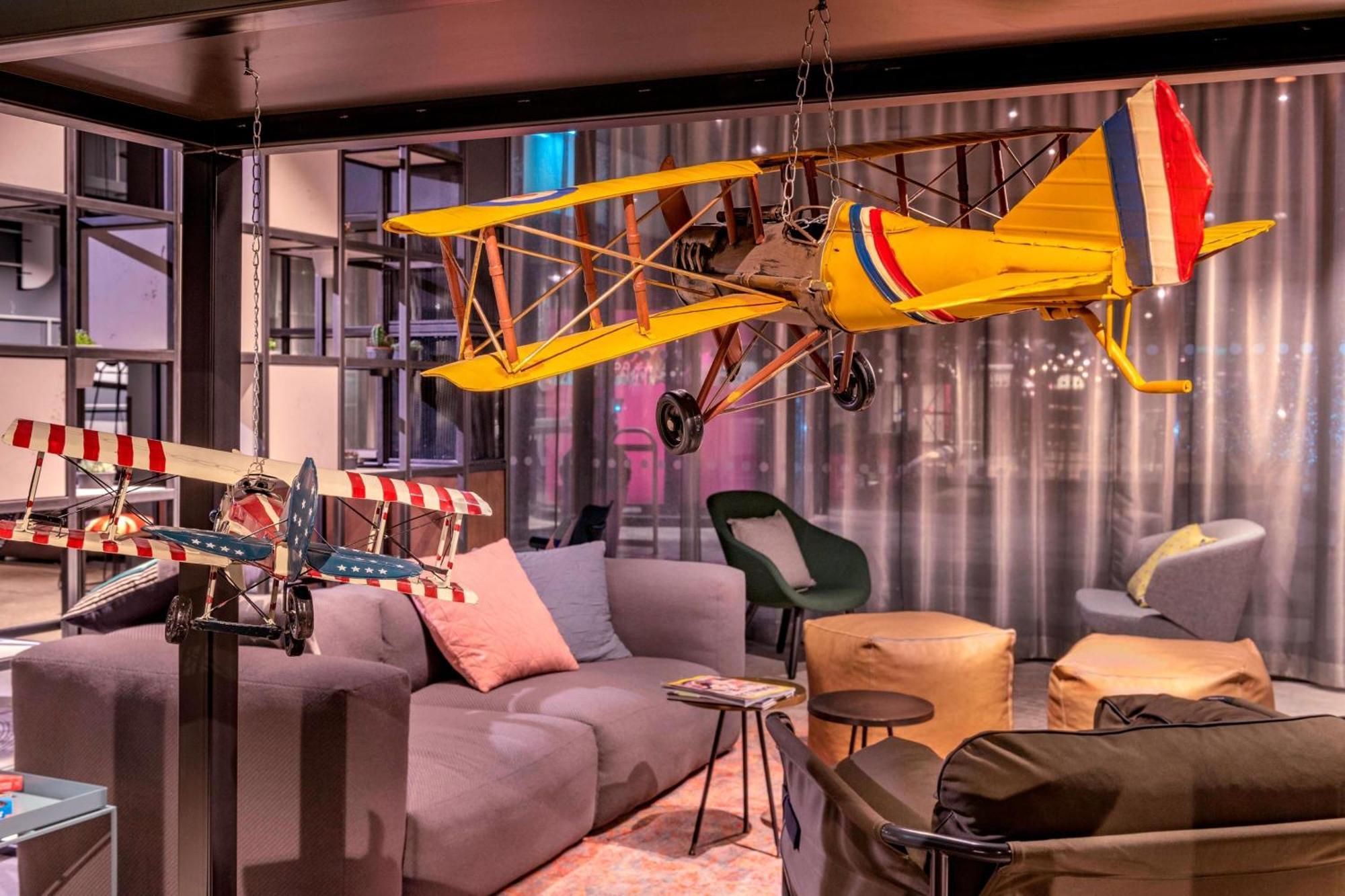 Moxy London Heathrow Airport Hotel Hounslow Luaran gambar